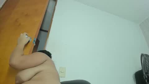 natalycarter_ online show from 10/28/25, 02:48