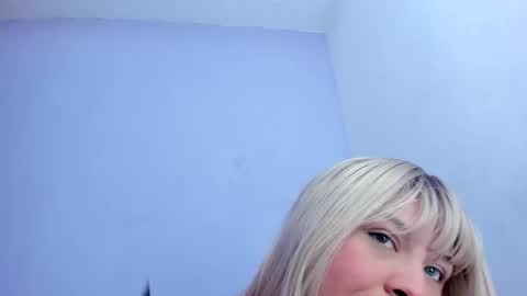 Snapshot of natalycarter_ chatting on 07/14/26, 04:23 natalycarter_ online show from 07/14/26, 04:23
