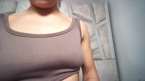 Natalye foster online show from 02/03/25, 06:39