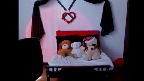 Nataly Escobar online show from 03/12/25, 03:07