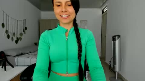 Snapshot of natalyfitt_7 chatting on 04/20/26, 05:16 natalyfitt_7 online show from 04/20/26, 05:16