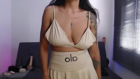   online show from 04/22/26, 08:21