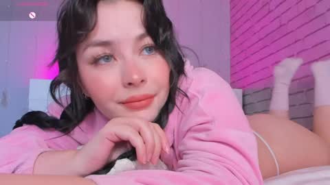 Nataly online show from 04/22/26, 07:11