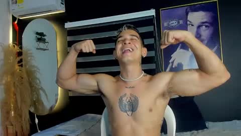 Snapshot of natan_77 chatting on 02/13/25, 01:59 natan_77 online show from 02/13/25, 01:59