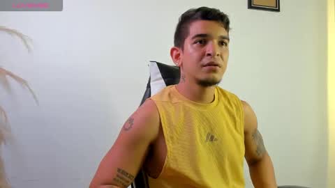 Snapshot of natan_77 chatting on 11/02/25, 01:52 natan_77 online show from 11/02/25, 01:52