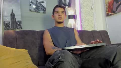 Snapshot of natan_77 chatting on 11/03/25, 03:41 natan_77 online show from 11/03/25, 03:41