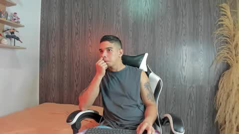 natan_77 online show from 01/15/26, 03:33