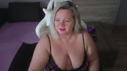 Natalli online show from 12/22/24, 10:17