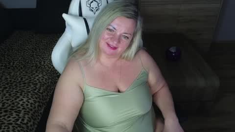 Natalli online show from 01/17/25, 03:34