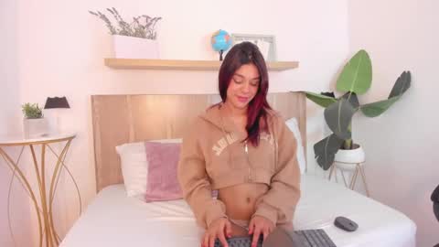 Snapshot of natasha_420 chatting on 01/05/25, 02:17 N A T A S H A online show from 01/05/25, 02:17