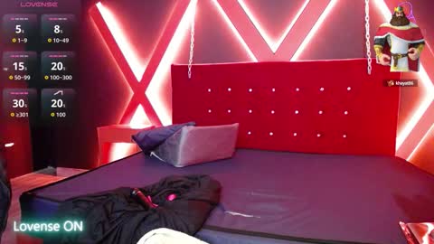 Natasha online show from 09/19/25, 07:47