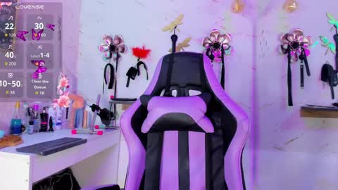 NATASHA online show from 04/17/26, 09:29