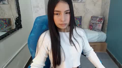  N A T A S H A  online show from 01/18/26, 10:24