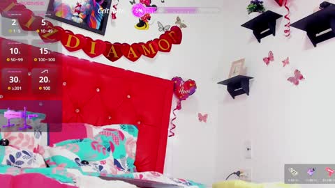 Snapshot of natasha_jurado chatting on 02/08/25, 01:43 N A T A S H A  online show from 02/08/25, 01:43