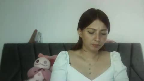 natalia online show from 10/15/25, 05:57