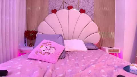 Natasha online show from 02/19/26, 07:21