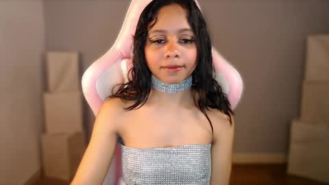 Snapshot of natasha_mh chatting on 12/27/24, 11:53 Nati online show from 12/27/24, 11:53