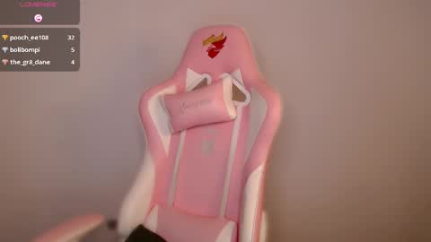 Snapshot of natasha_mh chatting on 03/05/25, 12:59 Nati online show from 03/05/25, 12:59