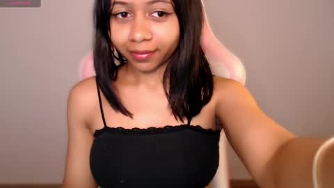 Snapshot of natasha_mh chatting on 03/08/25, 12:22 Nati online show from 03/08/25, 12:22