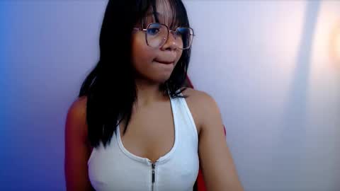 Snapshot of natasha_mh chatting on 09/22/25, 09:55 Nati online show from 09/22/25, 09:55