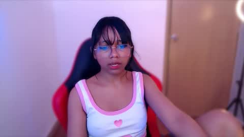 Snapshot of natasha_mh chatting on 09/24/25, 03:15 Nati online show from 09/24/25, 03:15