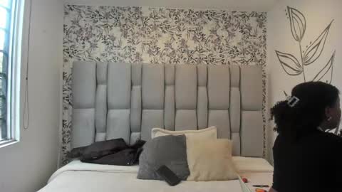 N A T A S H A online show from 10/04/25, 07:34