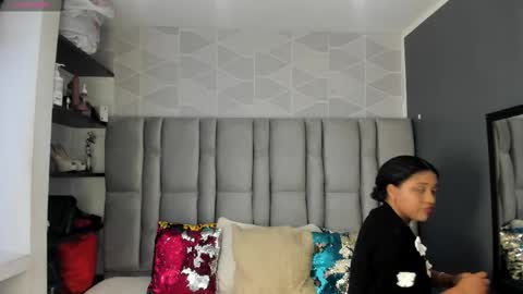 N A T A S H A online show from 11/01/25, 07:49