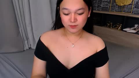 natasha_santiago5 online show from 11/14/25, 09:19