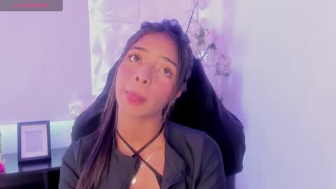 Snapshot of natasha_smith_ws chatting on 01/23/25, 01:56 Natasha online show from 01/23/25, 01:56