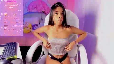 Snapshot of natasha_smith_ws chatting on 03/01/25, 09:59 Natasha online show from 03/01/25, 09:59