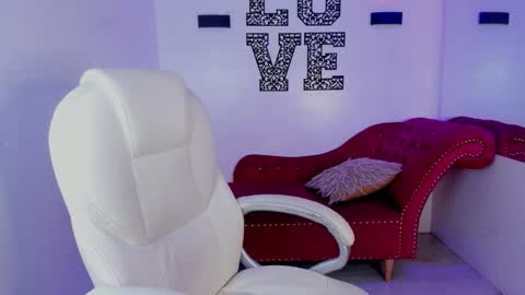 Natasha  online show from 11/15/25, 04:25