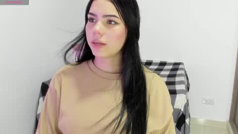 Snapshot of natasha_su chatting on 02/03/25, 01:19 Natalia online show from 02/03/25, 01:19