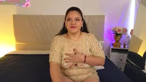 Natasha online show from 12/18/25, 12:11