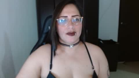 Natasha Smithe  online show from 10/12/25, 07:35