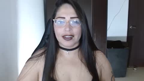 Snapshot of natashasmithe chatting on 10/23/25, 09:57 Natasha Smithe online show from 10/23/25, 09:57