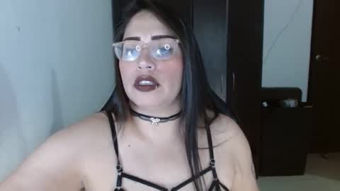 Snapshot of natashasmithe chatting on 11/02/25, 02:58 Natasha Smithe online show from 11/02/25, 02:58