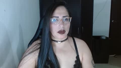 Natasha Smithe  online show from 11/03/25, 08:54