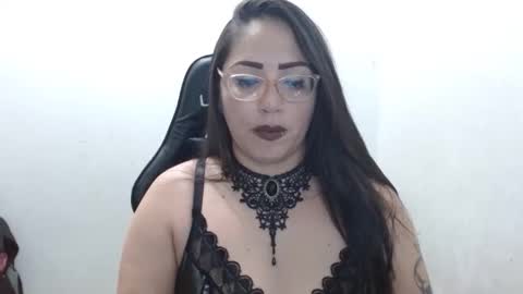 Natasha Smithe  online show from 11/11/25, 01:27