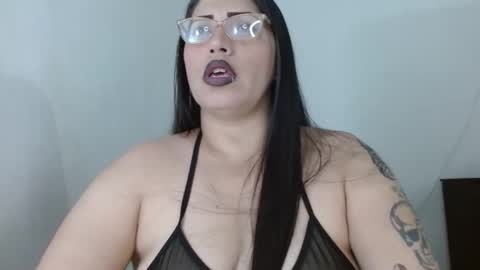 Snapshot of natashasmithe chatting on 02/15/26, 11:01 Natasha Smithe online show from 02/15/26, 11:01