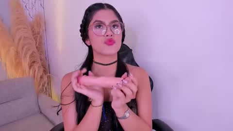 Natasha online show from 02/12/26, 08:37