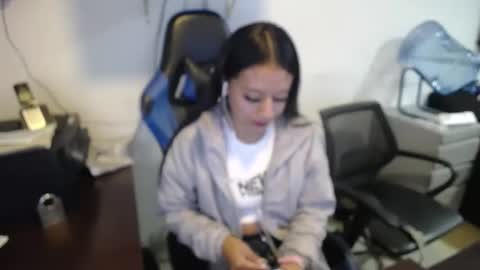 Snapshot of natashax_hot chatting on 02/08/25, 03:10 Natashax online show from 02/08/25, 03:10