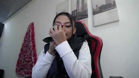 Natashax  online show from 12/15/25, 07:29