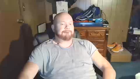 Snapshot of nate_b99 chatting on 10/12/25, 01:37 Nate online show from 10/12/25, 01:37