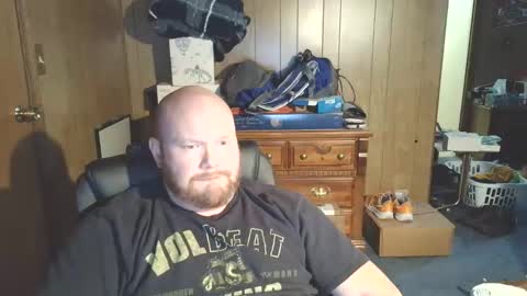 Snapshot of nate_b99 chatting on 12/16/25, 11:32 Nate online show from 12/16/25, 11:32