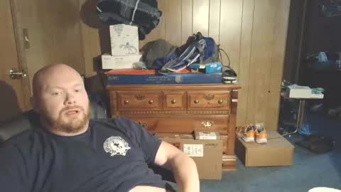 Snapshot of nate_b99 chatting on 12/18/25, 12:17 Nate online show from 12/18/25, 12:17