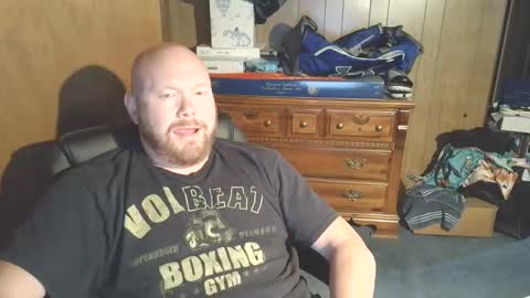 Snapshot of nate_b99 chatting on 05/17/26, 01:58 Nate online show from 05/17/26, 01:58