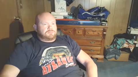 Snapshot of nate_b99 chatting on 05/19/26, 11:44 Nate online show from 05/19/26, 11:44