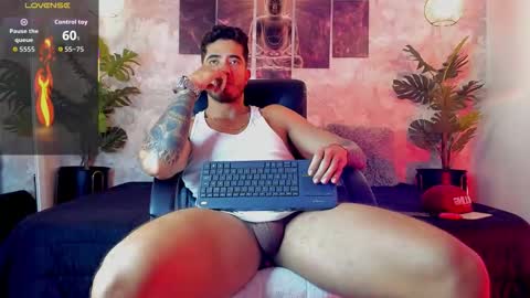 Snapshot of nate_franco chatting on 09/13/25, 04:23 Nate Franco online show from 09/13/25, 04:23