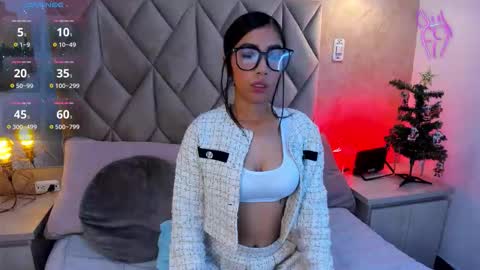 NATH QUIM online show from 11/27/25, 08:22