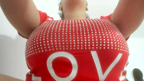     NATHALIA online show from 01/16/25, 09:40